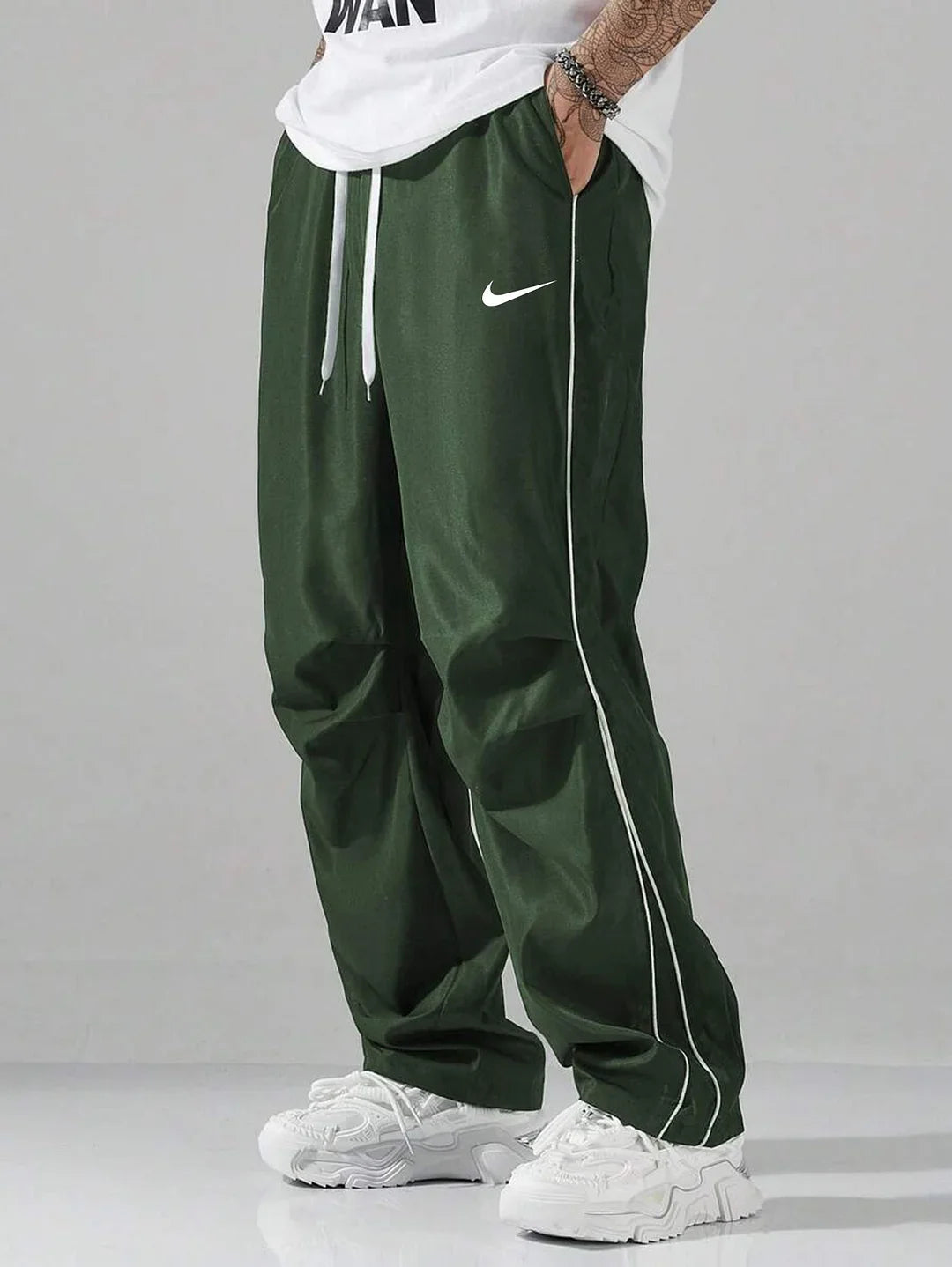 Men's 2025 New Striped Quick-Drying Workwear Sports Trousers