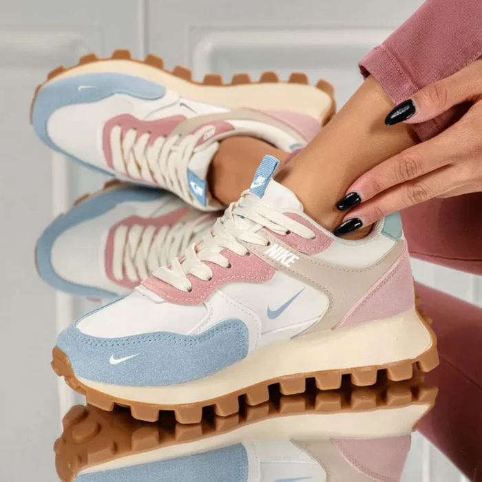 Women's Sneakers